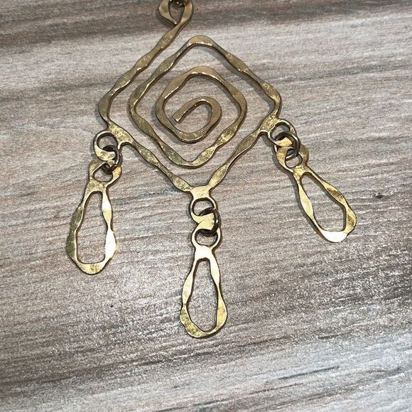 Egyptian Gold Tone Dangling Hammered Statement Necklace Collar Bib - Picture 8 of 11